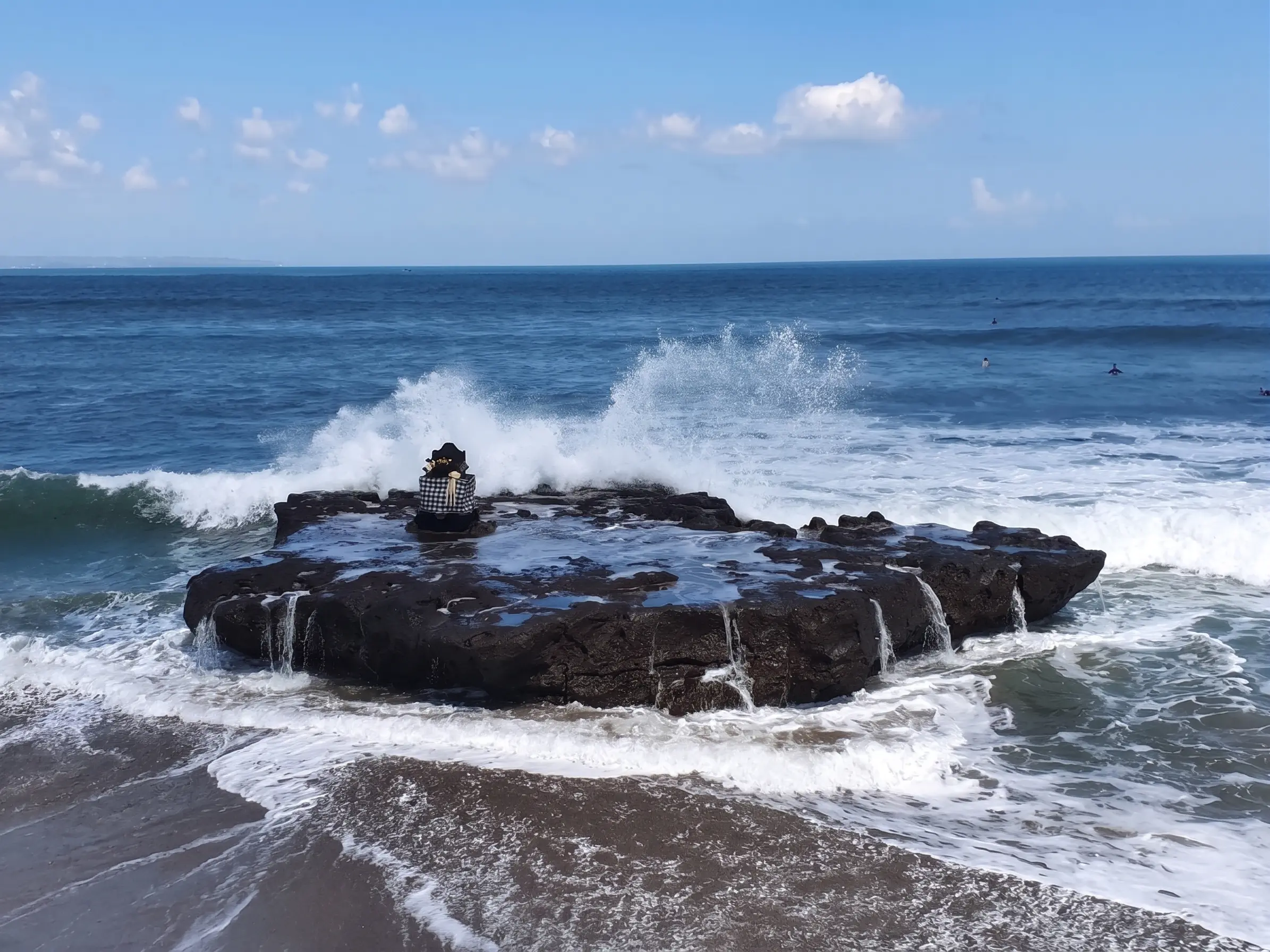 Exploring Batu Bolong Beach, Canggu's Easygoing Surf and Sunset Spot